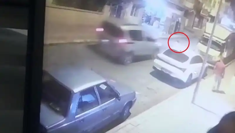Yola Fırlayan Çocuğa Hafif Ticari Araç Çarptı: Detaylar Ortaya Çıktı
