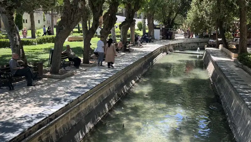 Şanlıurfa'da Sıcaklık Rekoru: Termometreler 37 Dereceyi Gördü