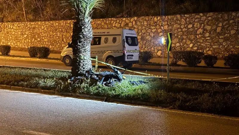 Motosiklet Kazasında Hayatını Kaybeden Tıp Fakültesi Öğrencisi: Trajik Olay