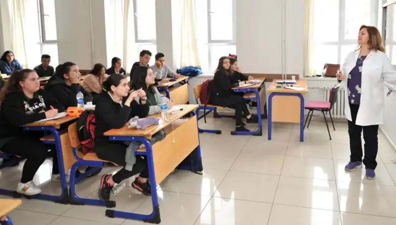MEB 2025 Lise Kayıt Tarihleri: LGS Sonrası Süreç Detayları