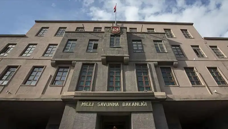 Yunan Askerlerinin Hakaretine TSK'dan Sert Tepki: Kimse Böyle Davranış Göremez