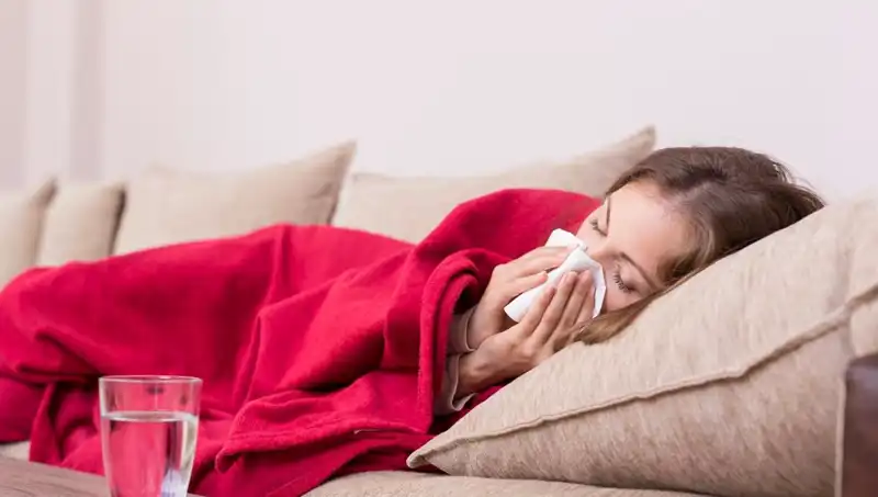 Sık Öksürük Sorununuzun Sebebi: Eksik Olan 5 Vitamin ve Mineral