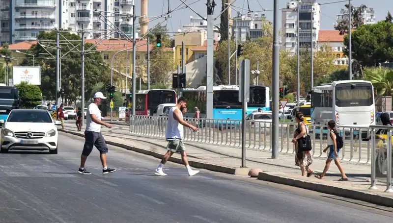 Türkiye’de Trafik Kazaları: Bilinçsizlik Artarken Hayatlar Kayboluyor