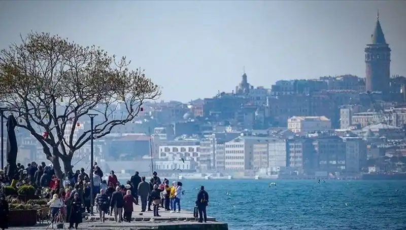 İstanbul'da Bahar Havası: Hafta Sonu Sıcaklıklar Artıyor