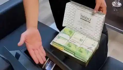 Manavgat Belediyesi’nde Baklava Kutusundan Çıkan Avrolar Büyük Şok Yarattı