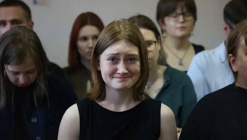 Rus Aktivist Darya Kozyreva'ya Savaş Karşıtı Faaliyetleri Nedeniyle Hapis Cezası