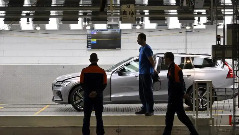 Volvo'dan Çarpıcı Hamle: Bazı Modellerin Satışı Resmen Durduruldu!