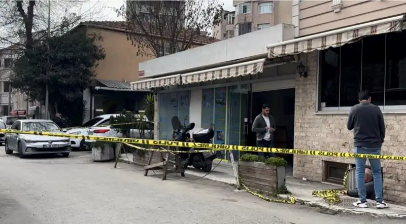İstanbul’da Oto Tamircisi İş Yerinde Gizemli Ölüm: Detaylar Ortaya Çıkıyor