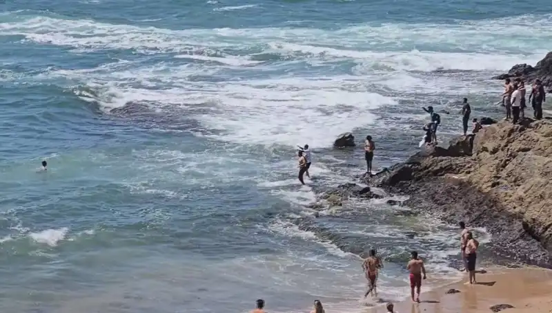 Yasağa Rağmen Deniz Keyfi Arayan Üç Kişi Kayboldu!