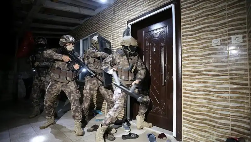 6 Suç Örgütüne Ağır Darbe: 158 Şüpheli Gözaltına Alındı!