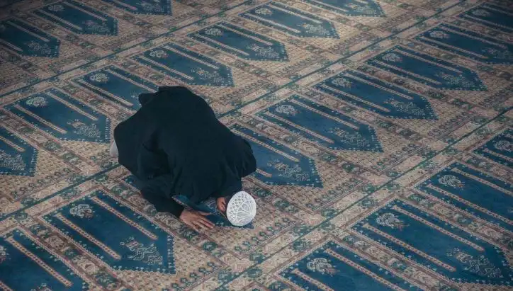 Cuma Namazı Saati ve Kılınışı: 12 Eylül'de Müslümanlar İçin Önemli Bilgiler